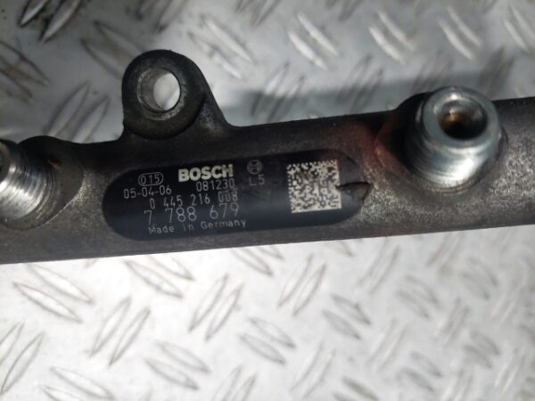 Rampa injectoare cu senzor BMW X5 e53 3.0d cod motor 306D2 cod 7788679