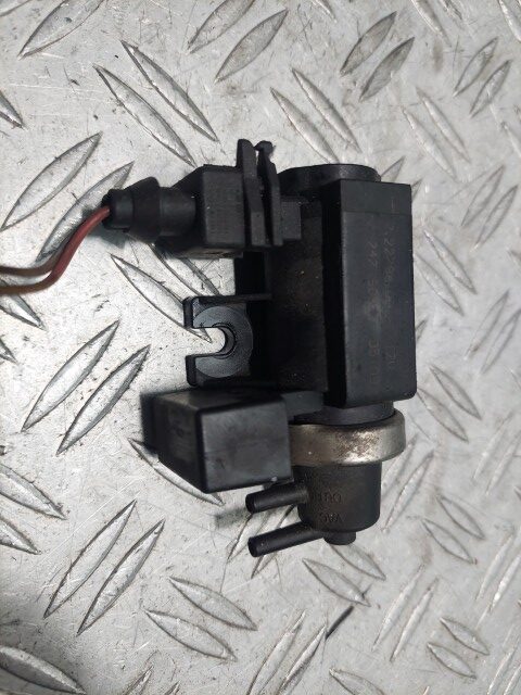 Electrovalva vacuum BMW X5 e53 3.0d cod motor 306D2 cod 72279600 Electrovalva vacuum BMW X5 e53 3.0d cod motor 306D2 cod 72279600