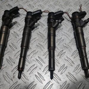 Injector BMW X3 e83 4x4 2.0d cod motor M47D20 cod 0445110216