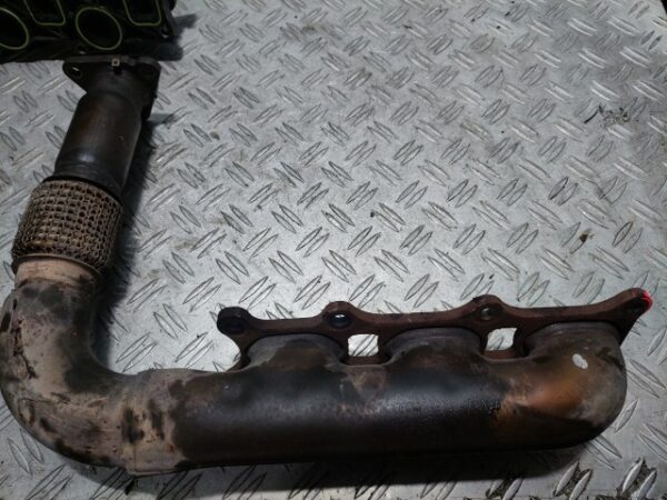 Galerie evacuare stanga Audi Q7 3.0 TDI cod motor CJM cod 05925303 Galerie evacuare stanga Audi Q7 3.0 TDI cod motor CJM cod 05925303