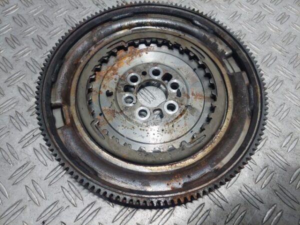 Volanta DSG Skoda Kamiq 1.0 TSI cod motor DLA cod 04C105266H / 04C 105 266 H