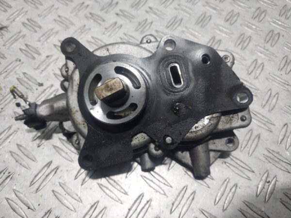 Pompa tandem Citroen DS4 2.0 HDi 180 cp cod motor AH01 cod 9820752280 Pompa tandem Citroen DS4 2.0 HDi 180 cp cod motor AH01 cod 9820752280