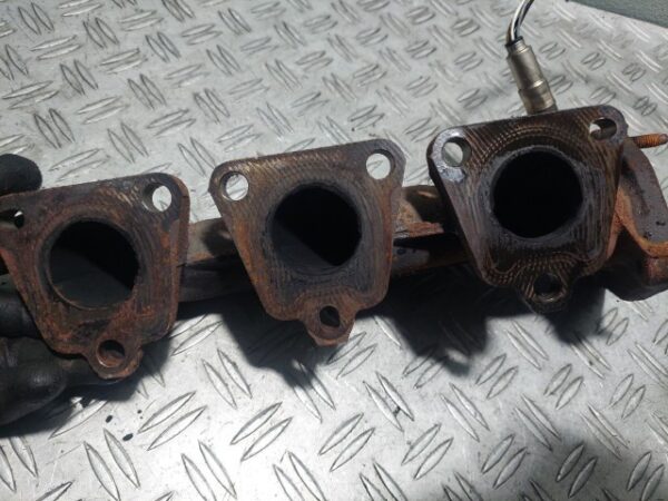 Galerie evacuare dreapta Audi RS4 3.2 V6 benzina 195 kW cod motor CAL cod 06E253034F