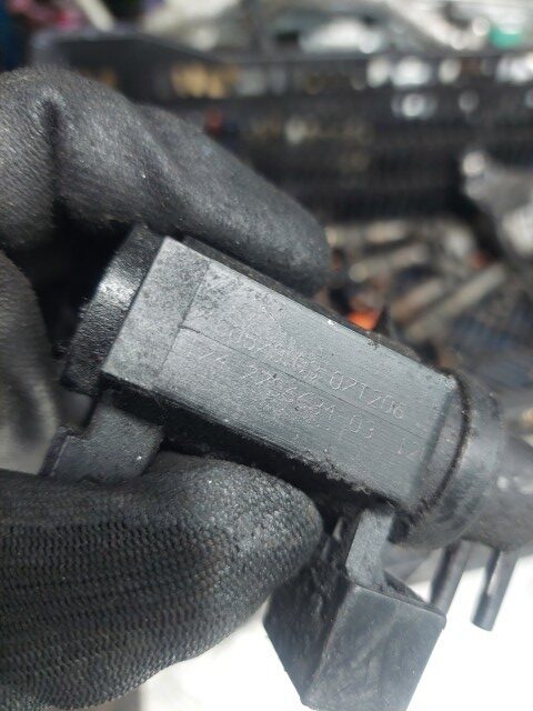 Electrovalva vacuum BMW X3 2.0 diesel cod motor 204D4 7796634 03