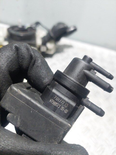 Electrovalva vacuum Citroen DS4 1.6 THP cod motor 5G01 cod V759957380