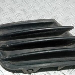 Ornament grila bara fata dreapta Peugeot 207 Facelift 2010 cod 9688075377 Ornament grila bara fata dreapta Peugeot 207 Facelift 2010 cod 9688075377