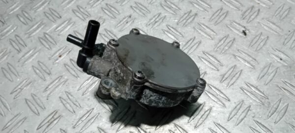 Pompa vacuum Citroen C4 Cactus 1.2 THP cod motor HN01 cod 9827166480