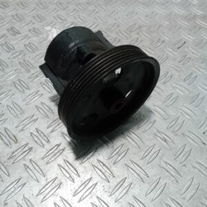 Pompa servo Dacia Sandero 1.5 DCI 2010 cod motor K9K792 cod 8200575303 Pompa servo Dacia Sandero 1.5 DCI 2010 cod motor K9K792 cod 8200575303
