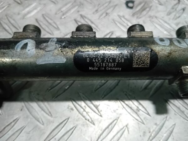 20260303_121132 Rampa injectie cu senzor Alfa Romeo 147 1.9 JTD 150 CP cod motor 937A5000 cod 55187887