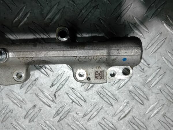 20260303_122232 Rampa injectoare Bmw Seria 1 F20 1.5 benzina cod B38A15 cod 7639975