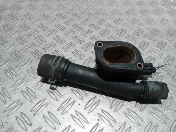 Flansa lichid racire VW Polo 1.4 TDI 75 CP cod motor AMF cod 038 121 132 D