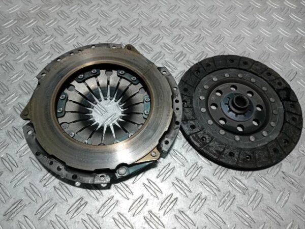 Kit ambreiaj Opel Corsa D 1.3 CDTI 2007 cod motor Z13DTH 