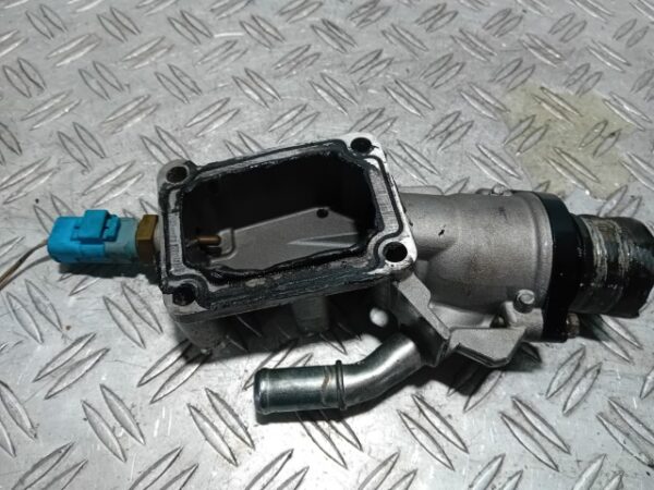 Corp termostat Citroen C4 1.6 benzina cod motor NFU 