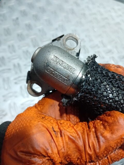 Conducta gaze Peugeot 5008 1.6 HDi cod motor 9H05 cod 9674950180