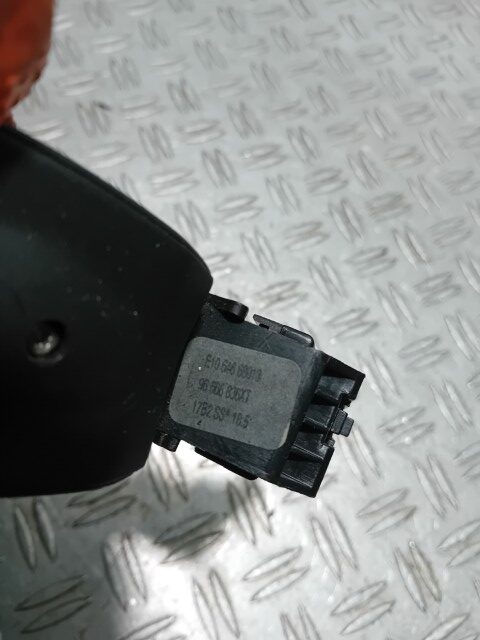 Maneta control radio Peugeot cod 96666836XT
