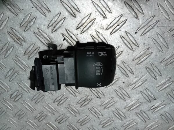 Maneta comanda radio Renault Scenic 3 cod 255520014RC