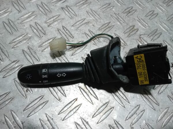 Maneta semnalizare Daewoo Nubira cod 96190763