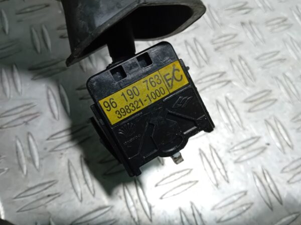Maneta semnalizare Daewoo Nubira cod 96190763