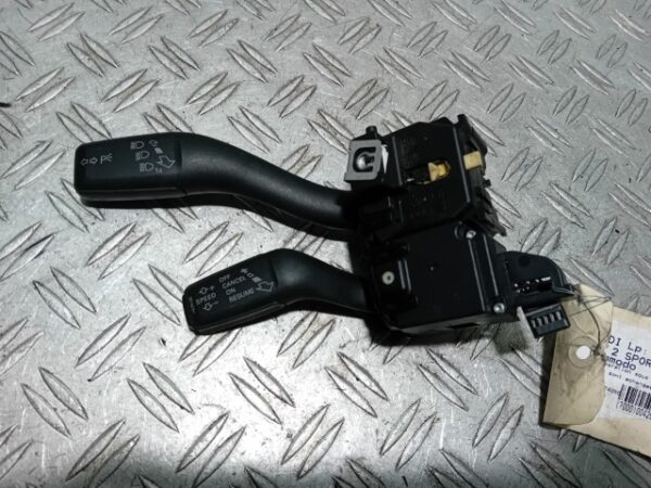 Maneta semnalizare cu tempomat Audi A3 cod 8P0 953 513 F