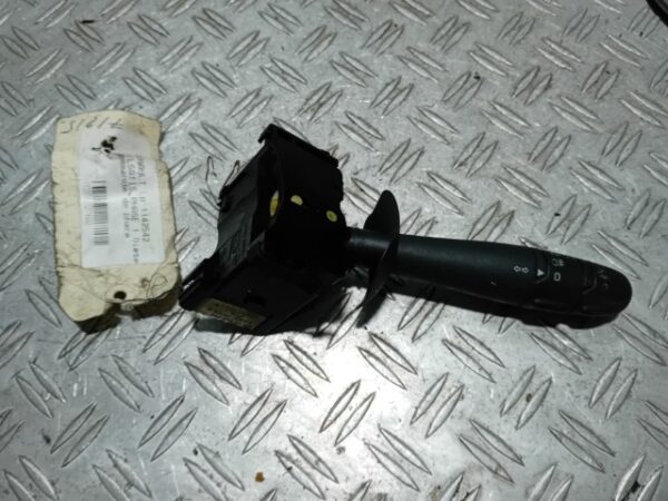Maneta stergator Renault Espace 4 cod 8200012244