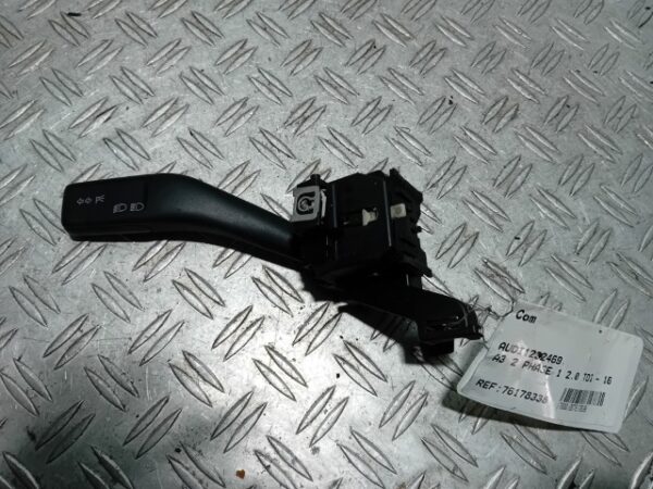 Maneta semnalizare Audi A3 cod 1K0953513