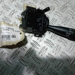 20260303_164514 Maneta semnalizare Toyota Corolla Verso