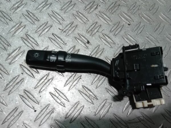 Maneta semnalizare Toyota Corolla Verso 