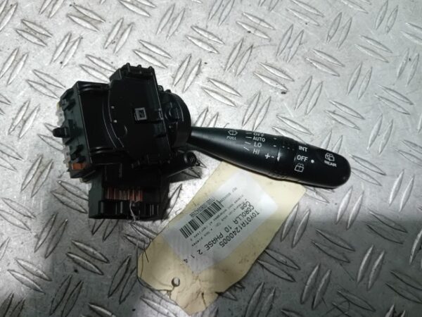 Maneta stergator Toyota Corolla E130 cod 17F062 
