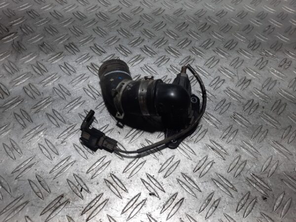 Cot admisie egr Renault Clio IV 1.5 dCi Euro 5 cod motor K9K608 cod piesa 147138491R