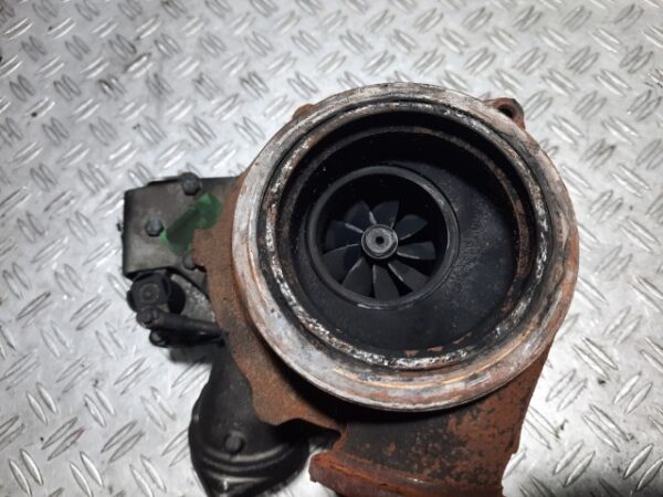 Turbina BMW Seria 5 E60 3.0 diesel cod motor M57D30 Euro 4 cod piesa 7794259R17