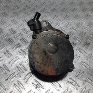 Pompa vacuum BMW Seria 5 E60 3.0 diesel cod motor M57D30 Euro 4 cod piesa 779123204