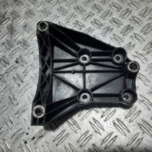 Suport compresor ac BMW Seria 5 E60 3.0 diesel cod motor M57D30 Euro 4 cod piesa 779220203