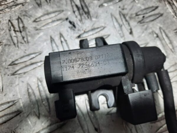 Electrovalva vacuum BMW Seria 5 E60 3.0 diesel cod motor M57D30 Euro 4 cod piesa 70057903