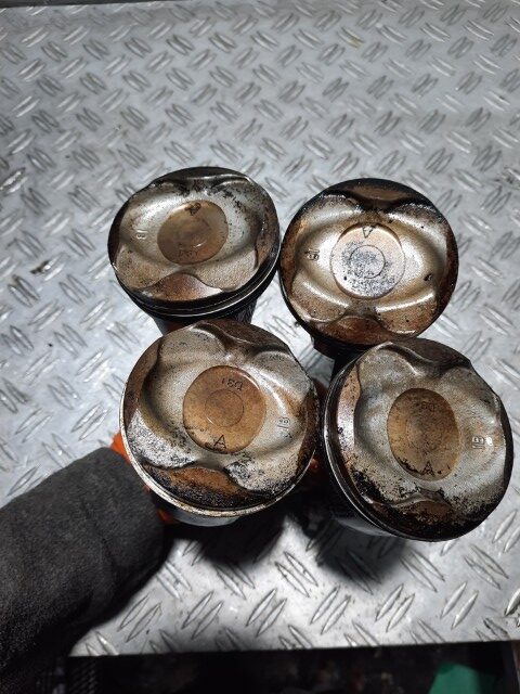 Piston cu biela Toyota Yaris 3 1.33 Dual VVT-i Euro 5 cod motor 1NRFE