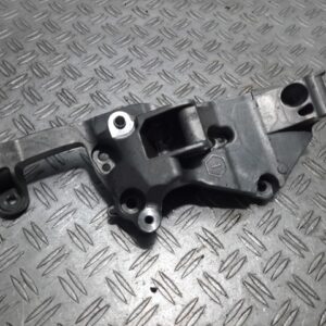 Suport alternator Peugeot 208 1.2 PureTech Euro 6 cod motor HN05 cod piesa 9809714680