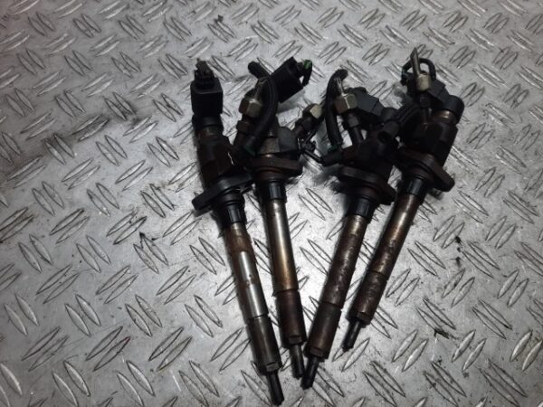 Injector Peugeot 607 2.0 HDi  cod motor RHR cod piesa 9657144580