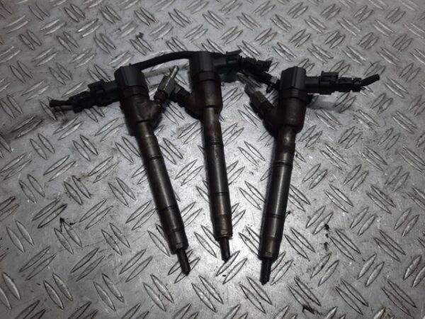 20260401_134400 Injector Hyundai Accent 1.5 CRDi cod motor D4FA cod piesa 33800-2A400