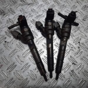 Injector BMW X3 2.0 diesel cod motor N47D20C cod piesa 0445110382