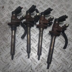 Injector Peugeot 307 2.0 HDi Euro 4 cod motor RHR cod piesa 9657144580