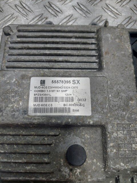 20260401_153317-1.jpg Calculator motor ecu Opel Combo 1.3 CDTI cod Z13DTJ cod piesa 55578395
