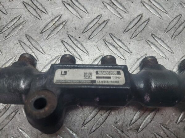 Rampa injectoare cu senzor Peugeot 307 1.6 HDi 16V  cod motor 9HZ cod piesa 9654592680