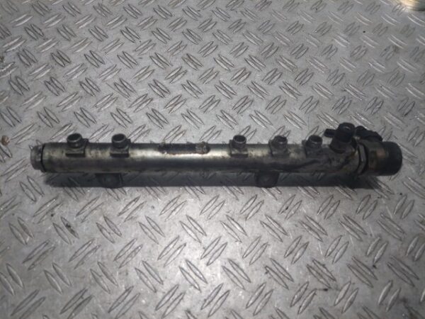 Rampa injectoare cu senzor Opel Astra H 1.3 CDTI  cod motor Z13DTH cod piesa 0445214086