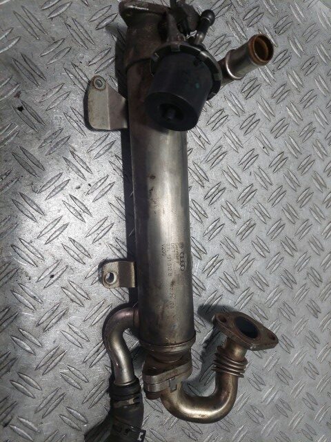 Racitor gaze egr VW Passat CC cod motor CBAB cod piesa 03L131512B