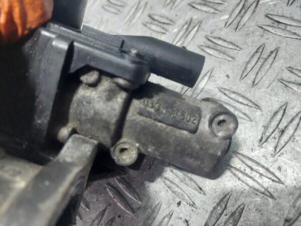 Supapa egr VW Passat cod motor BMP cod piesa 03G129637A