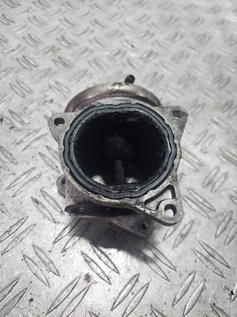 Supapa egr VW Bora cod motor ASZ  cod piesa 038131501