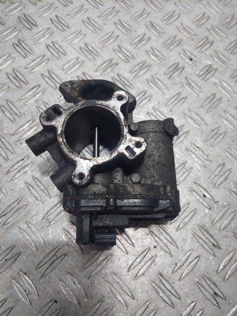 Valva egr Renault Clio 4 1.5 Blue dCi AdBlue EURO 6 cod motor K9K646 cod piesa 147100385R