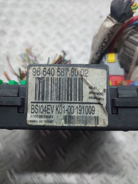 20260401_164710-1.jpg Modul bsi Peugeot 308 I cod piesa 9664058780