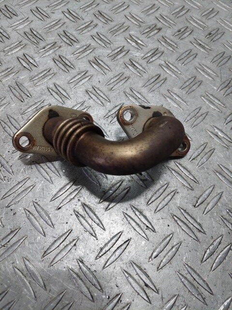 Conducta egr VW Passat cod motor CBD cod piesa 03G131521AM