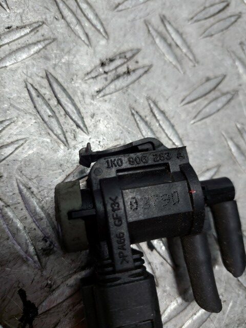 Electrovalva vacuum VW Passat cod motor CBD cod piesa 1K0906283A