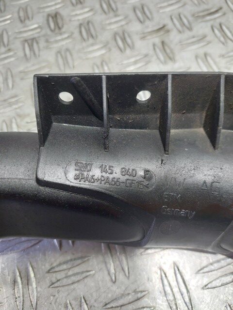 Tub intercooler VW Passat CC cod motor CBA cod piesa 5N0145840F
